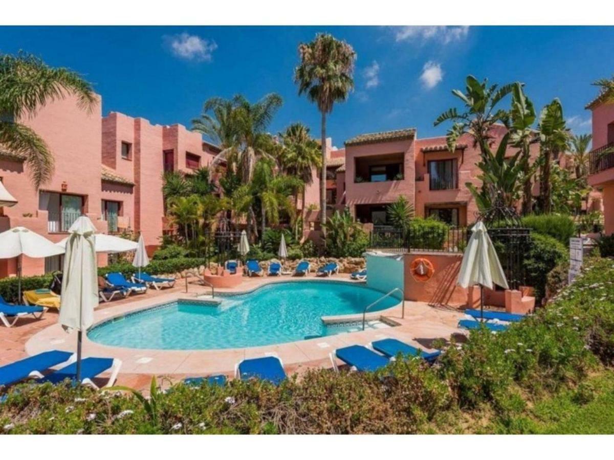 Estrelicia Apartment Marbella Exterior photo